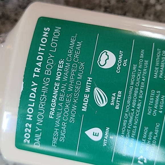 Bath & Body Works Discontinued Vanilla Bean Noel 8 oz Full Size Lotion - Picture 6 of 13